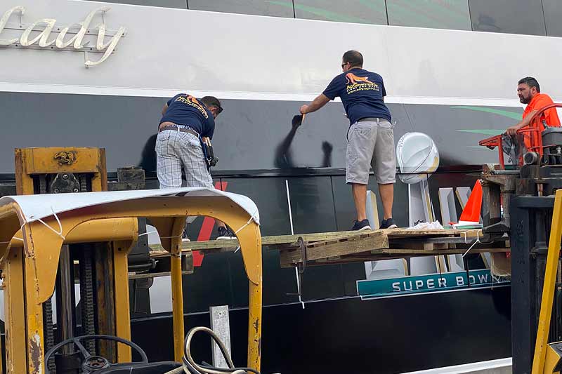 Yacht wrap installation