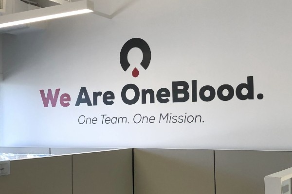 Interior dimensional letters